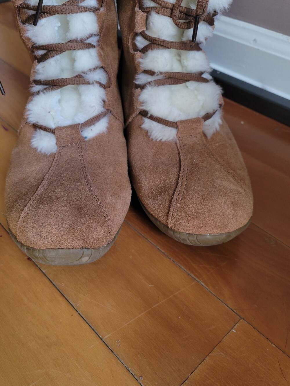 Style & Co. Casual Brown Suede lace-up Winter Boots 7M White Faux-Fur Lace Up - Picture 10 of 10